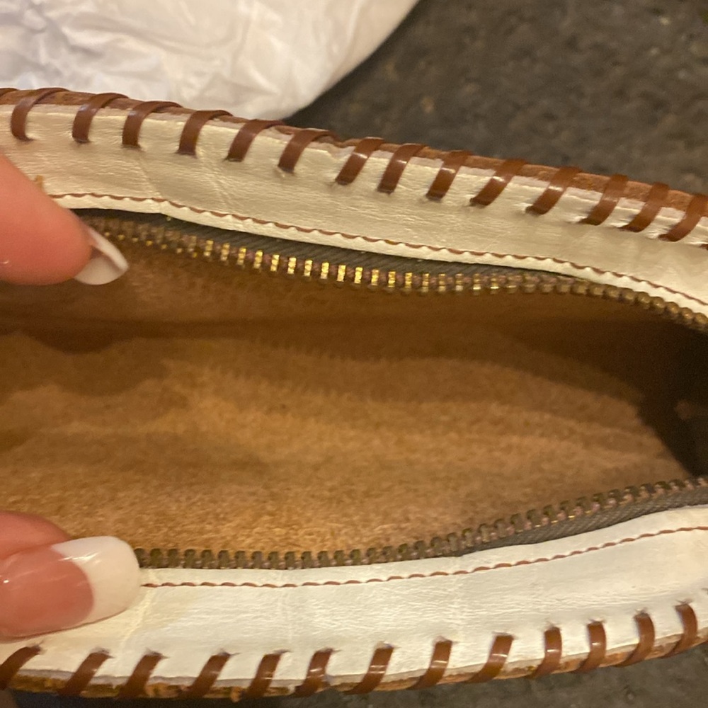 New Vintage National Cowboy Hall of Fame Hand Tooled Leather Floral Zipper P… - Picture 7 of 8